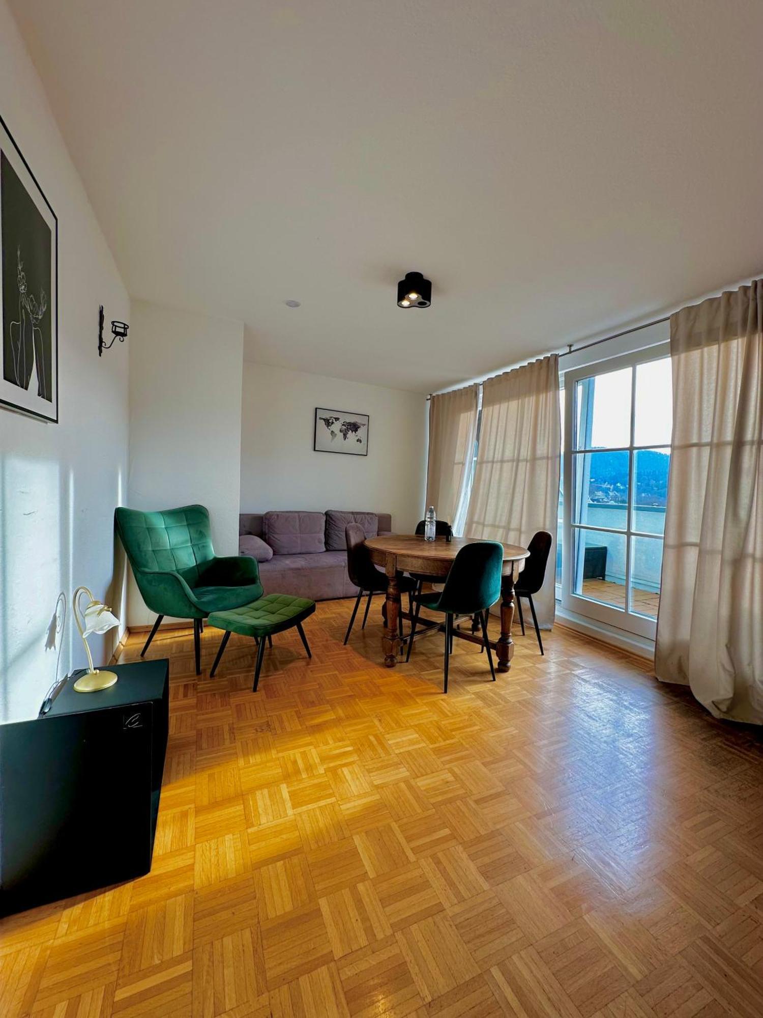 Hirsch Appartements بادن بادن المظهر الخارجي الصورة