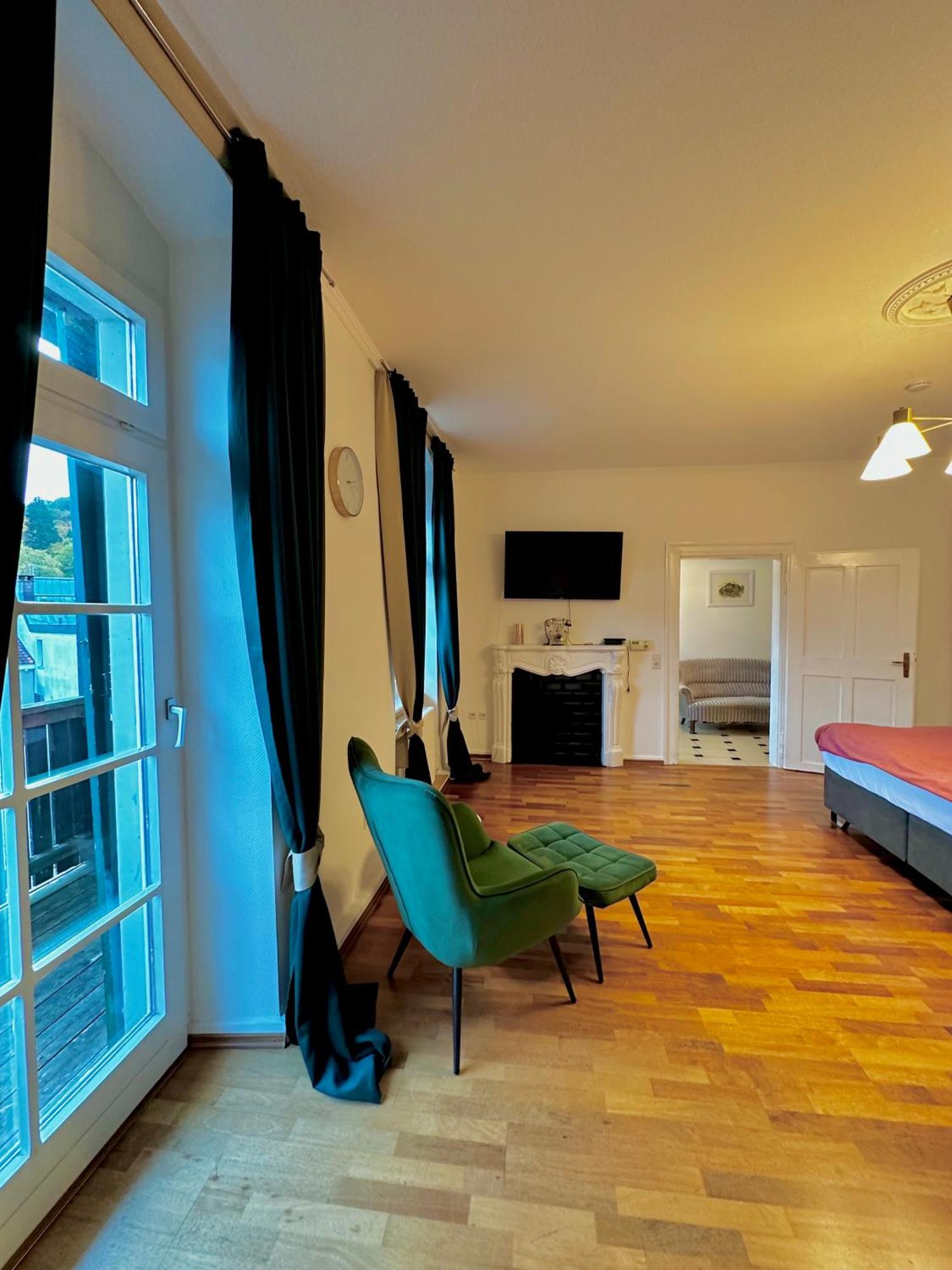 Hirsch Appartements بادن بادن المظهر الخارجي الصورة