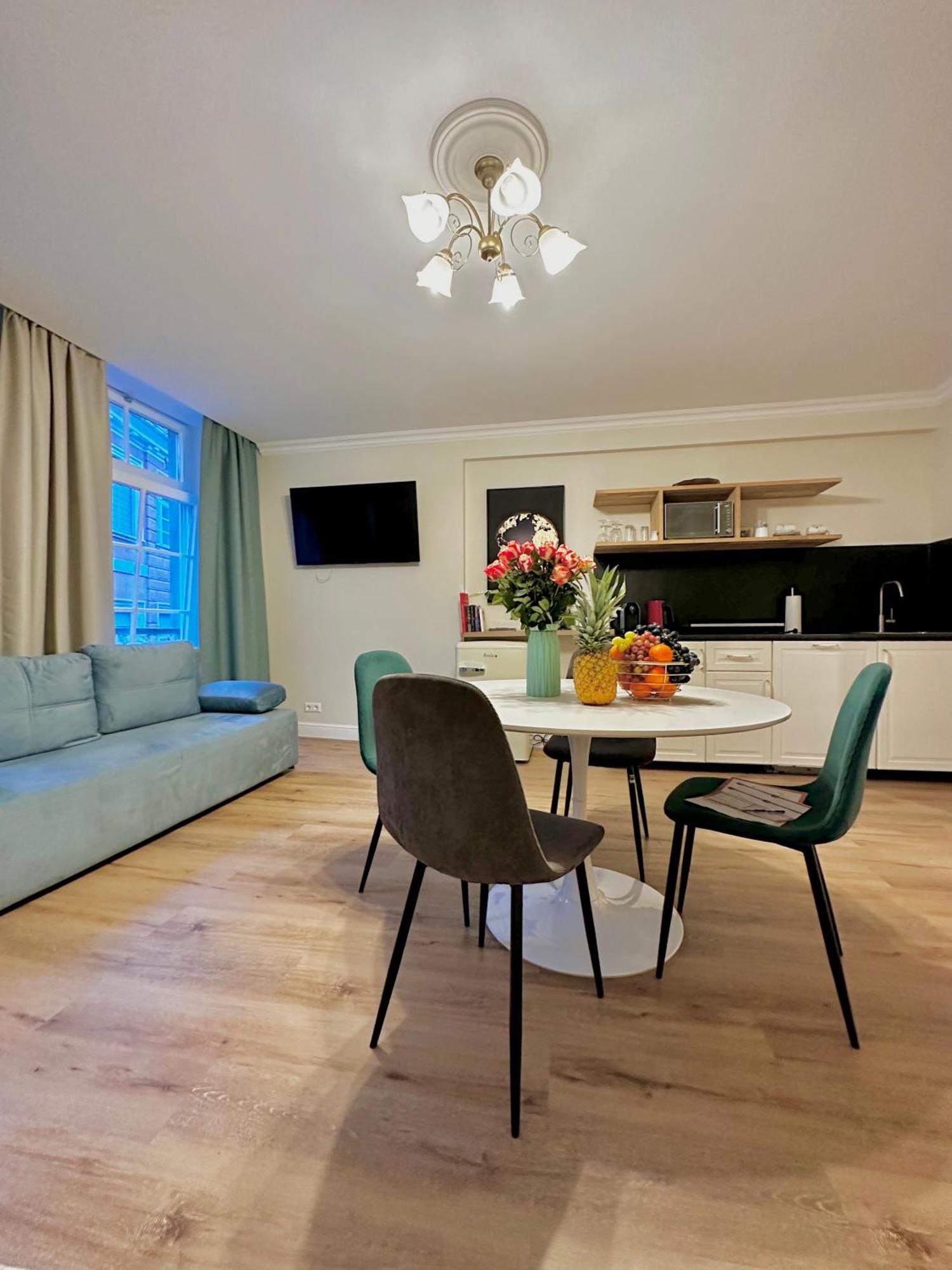 Hirsch Appartements بادن بادن المظهر الخارجي الصورة